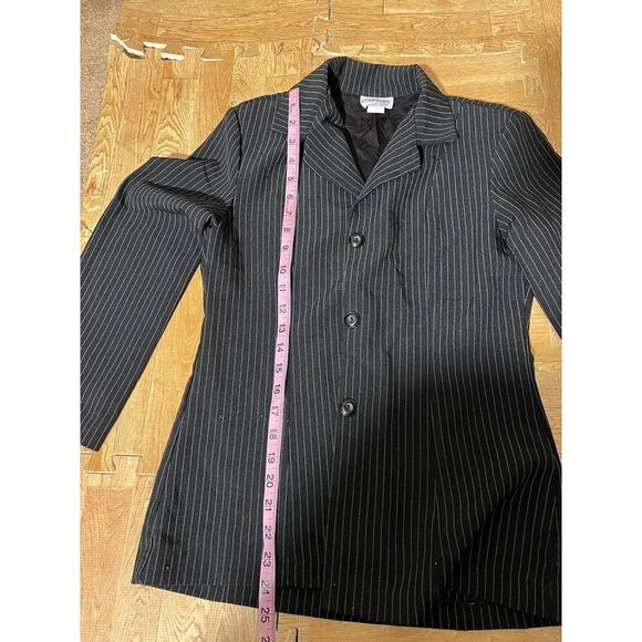 Chesley Black Pinstripe Blazer Womans• Shoulder Pads • Approx Size Large - Picture 7 of 8